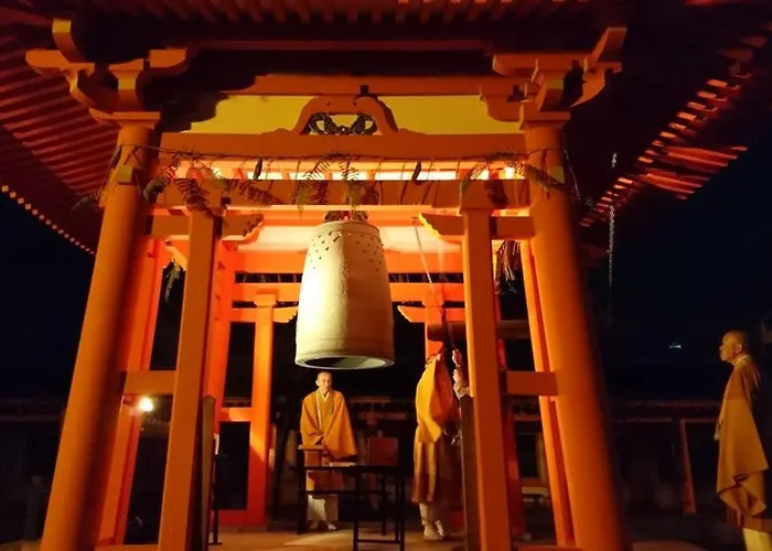 東山清水 友庵